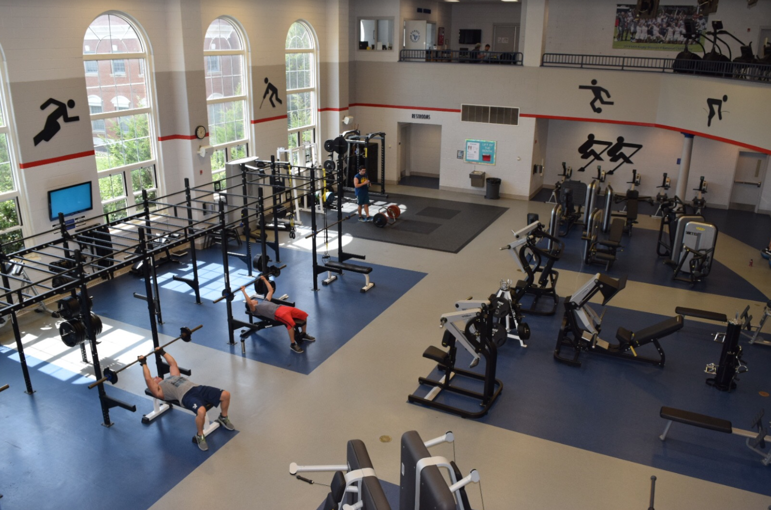An image of the weight floor of the Fitness Center